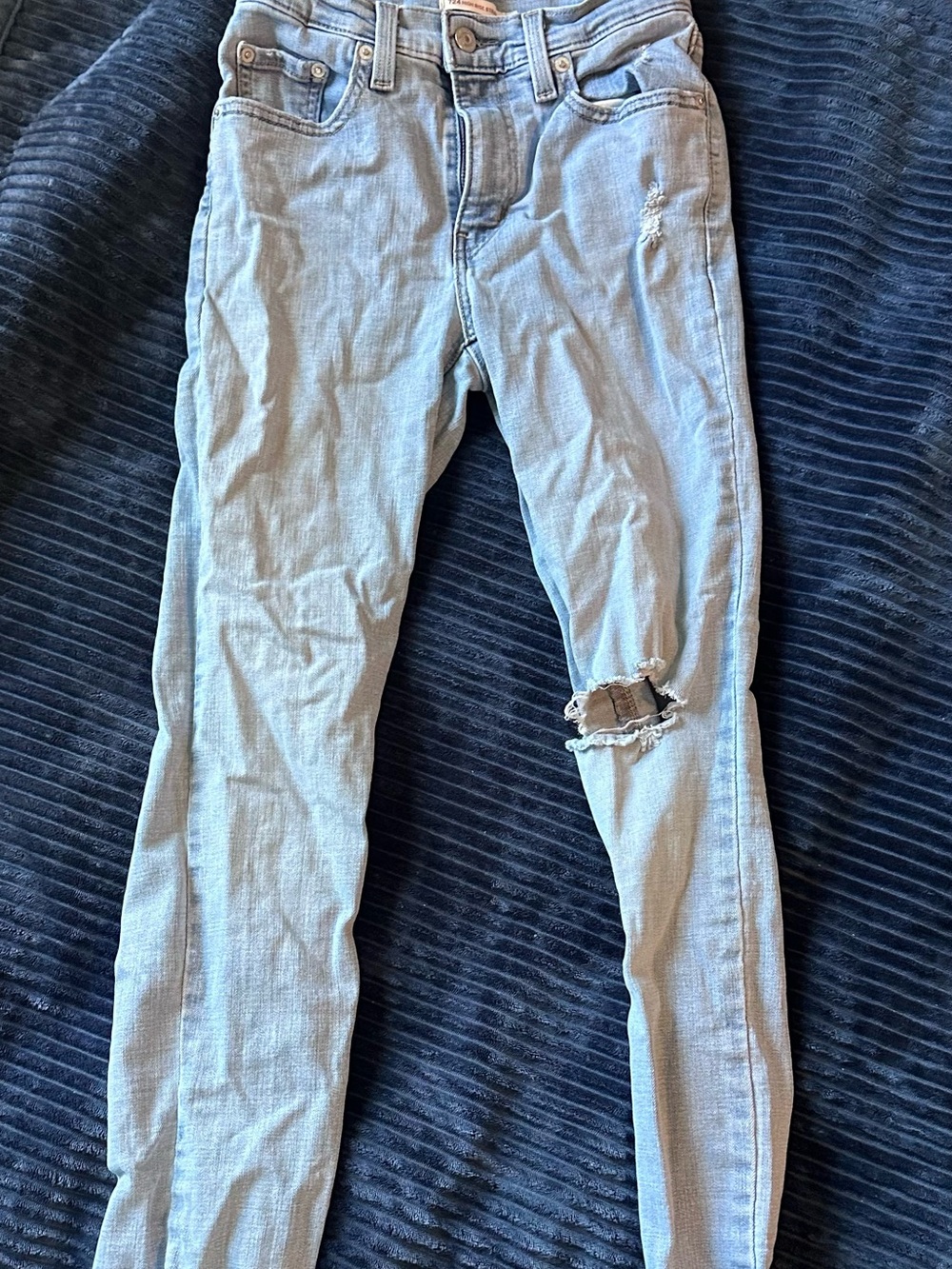 Light Blue Distressed women’s Jeans